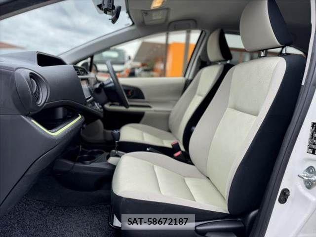 Toyota AQUA 2013-09 7214709-16