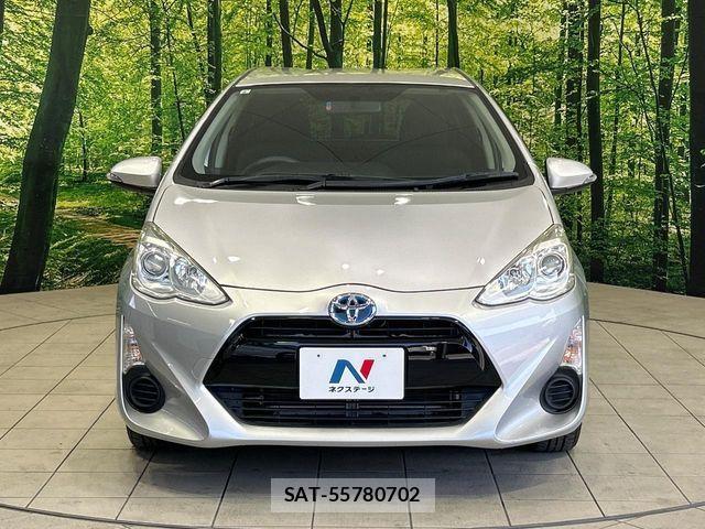 Toyota AQUA 2016-06 7214767-13
