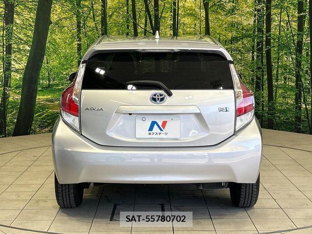 Toyota AQUA 2016-06 7214767-14