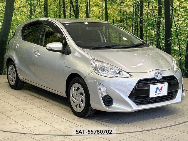Toyota AQUA 2016-06 7214767-15