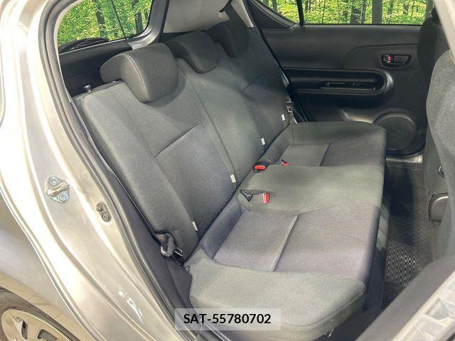 Toyota AQUA 2016-06 7214767-8