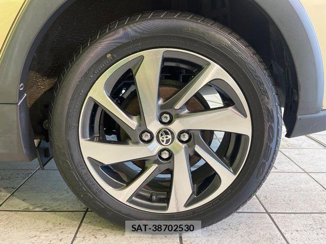 Toyota AQUA 2019-06 7214822-12