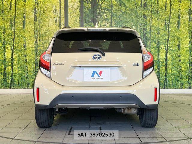 Toyota AQUA 2019-06 7214822-14