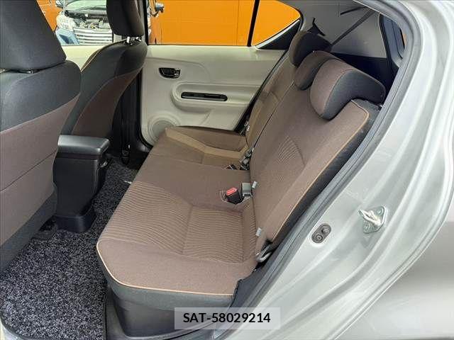 Toyota AQUA 2013-11 7214712-17