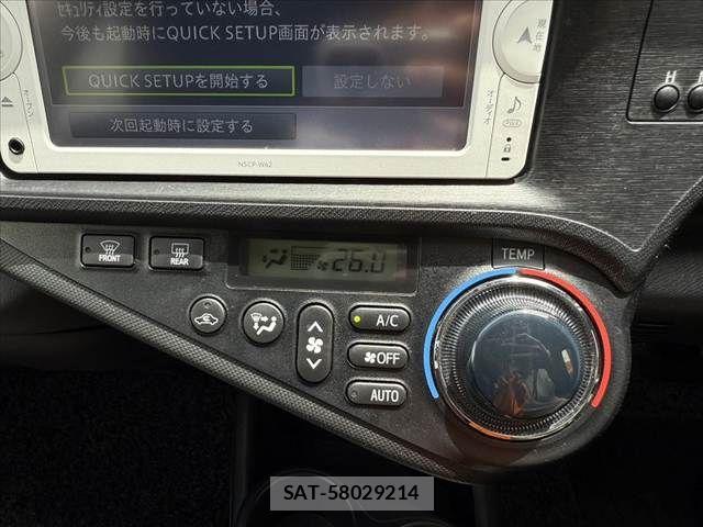 Toyota AQUA 2013-11 7214712-25