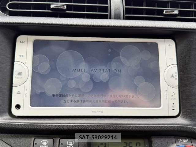 Toyota AQUA 2013-11 7214712-2