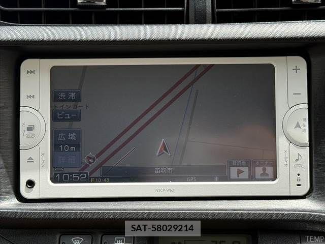 Toyota AQUA 2013-11 7214712-4
