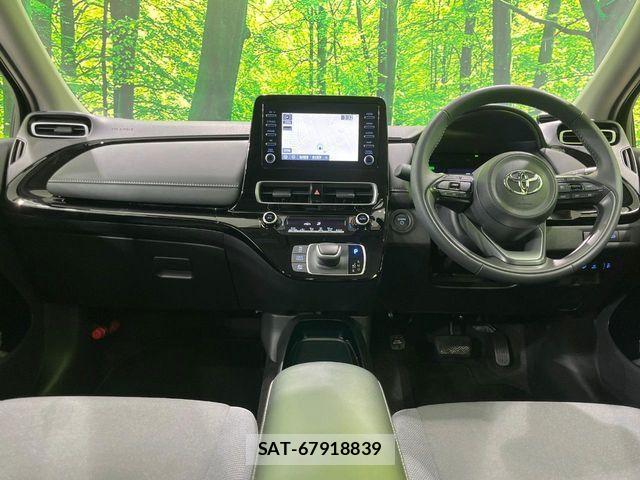 Toyota AQUA 2025-02 7214873-1