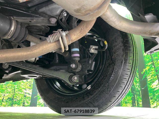 Toyota AQUA 2025-02 7214873-19