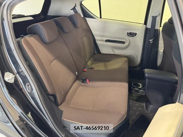 Toyota AQUA 2013-11 7214713-9