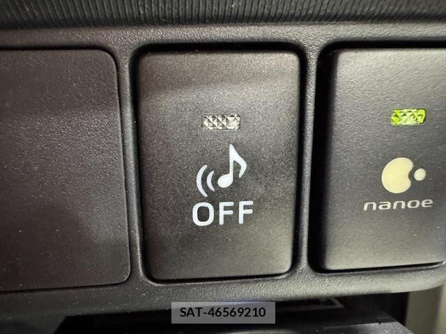Toyota AQUA 2013-11 7214713-25