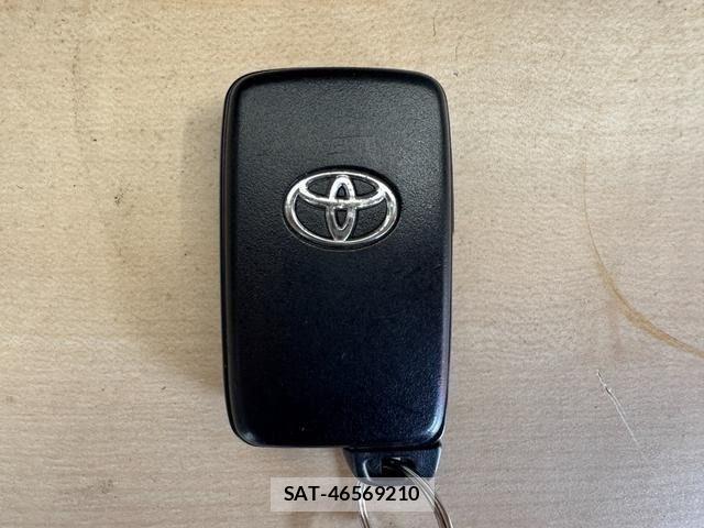 Toyota AQUA 2013-11 7214713-28