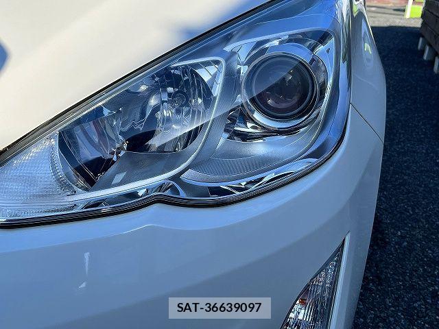 Toyota AQUA 2015-06 7214744-11