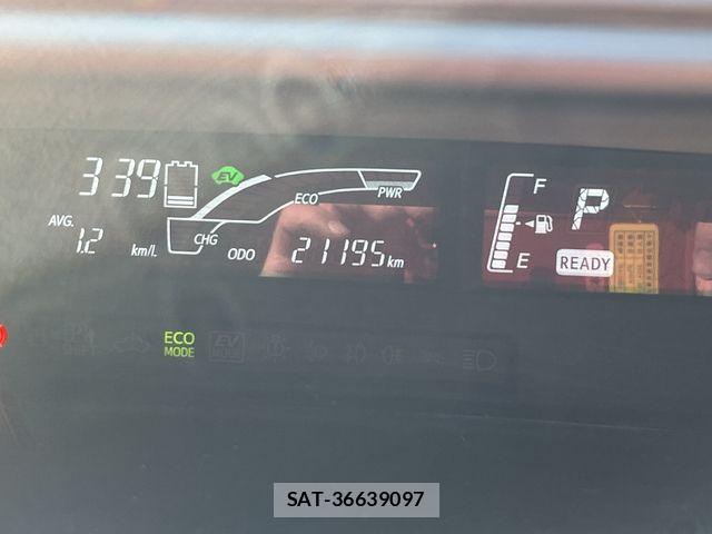 Toyota AQUA 2015-06 7214744-7