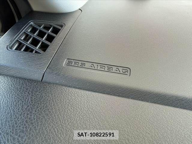 Toyota AQUA 2016-07 7214769-23