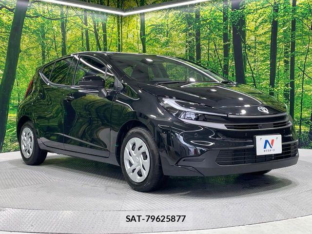 Toyota AQUA 2025-12 7214877-16