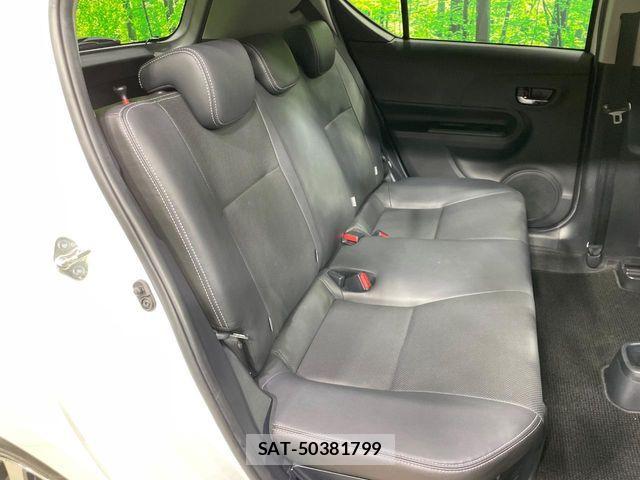 Toyota AQUA 2018-08 7214806-9