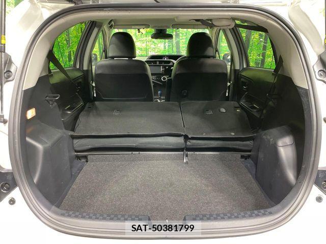 Toyota AQUA 2018-08 7214806-10