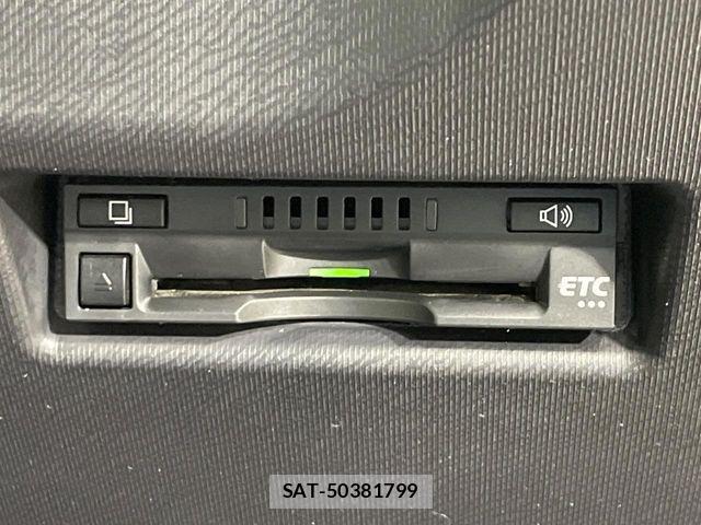 Toyota AQUA 2018-08 7214806-6