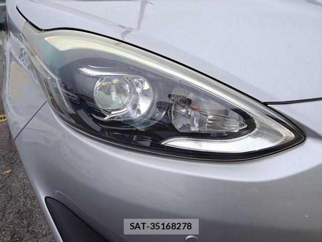 Toyota AQUA 2019-06 7214820-8