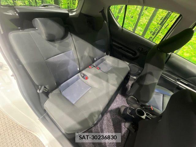 Toyota AQUA 2021-04 7214849-9