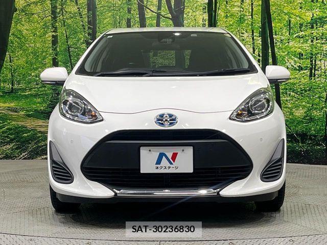 Toyota AQUA 2021-04 7214849-14