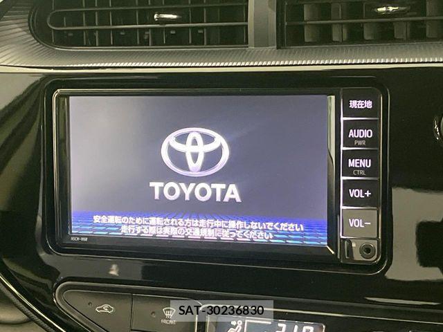 Toyota AQUA 2021-04 7214849-2