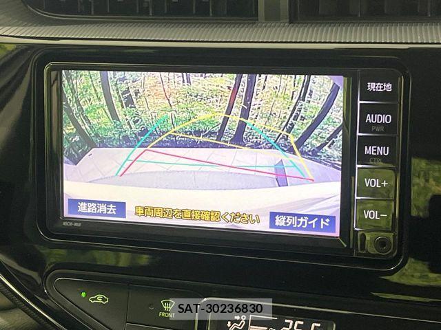 Toyota AQUA 2021-04 7214849-3