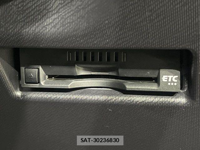 Toyota AQUA 2021-04 7214849-5