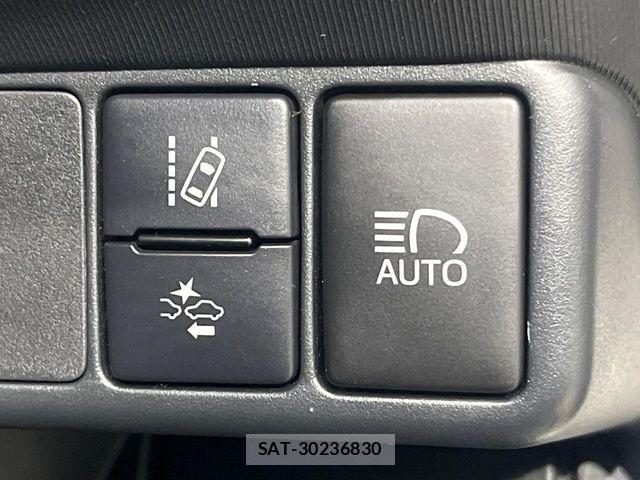 Toyota AQUA 2021-04 7214849-6