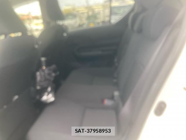 Toyota AQUA 2018-03 7214804-9