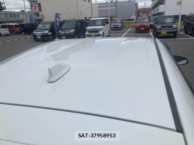 Toyota AQUA 2018-03 7214804-4