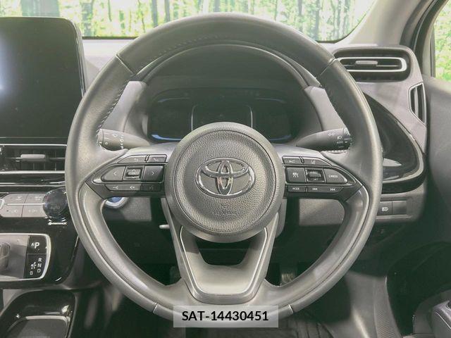 Toyota AQUA 2021-09 7214860-10