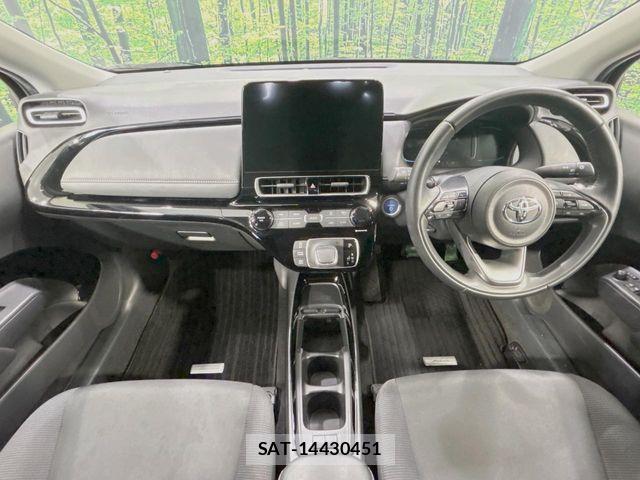 Toyota AQUA 2021-09 7214860-1