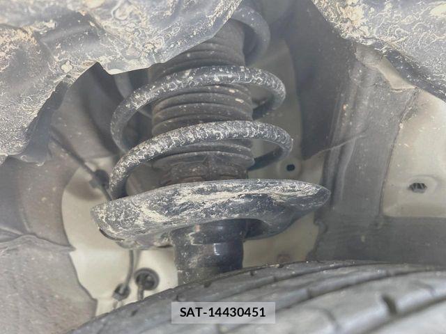 Toyota AQUA 2021-09 7214860-19