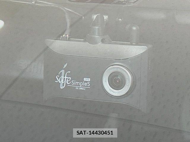 Toyota AQUA 2021-09 7214860-6