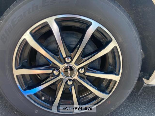 Toyota AQUA 2013-07 7214703-6