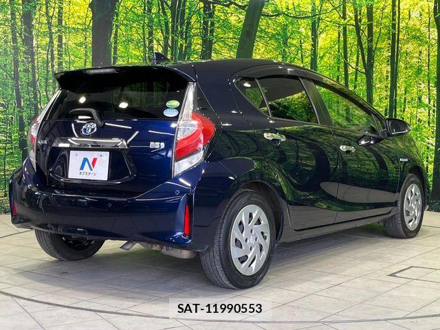 Toyota AQUA 2019-05 7214808-16