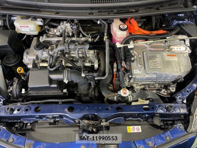 Toyota AQUA 2019-05 7214808-17