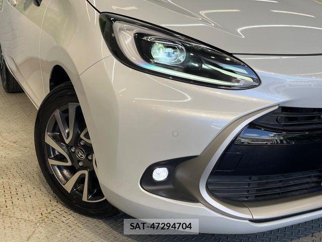 Toyota AQUA 2022-09 7213644-11