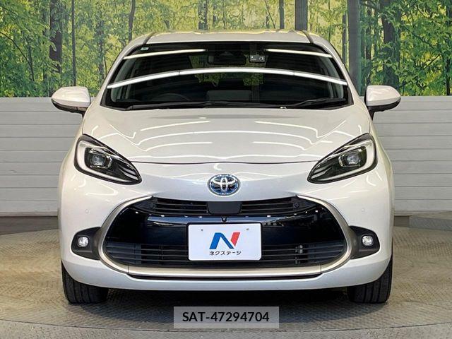 Toyota AQUA 2022-09 7213644-13