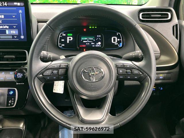 Toyota AQUA 2022-11 7213642-12
