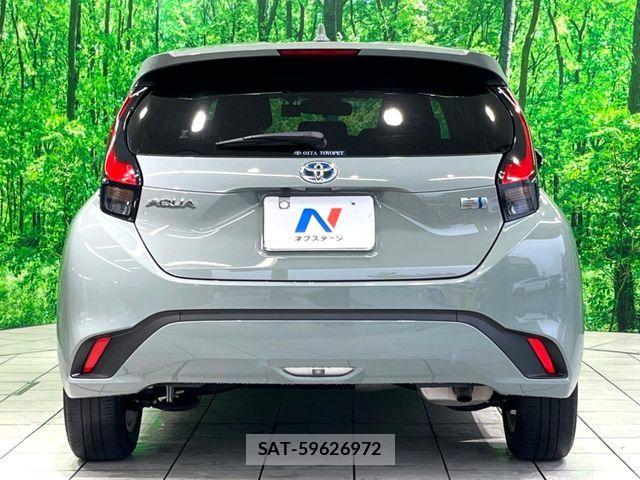 Toyota AQUA 2022-11 7213642-16