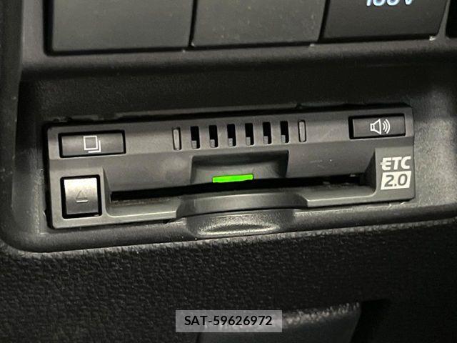 Toyota AQUA 2022-11 7213642-7