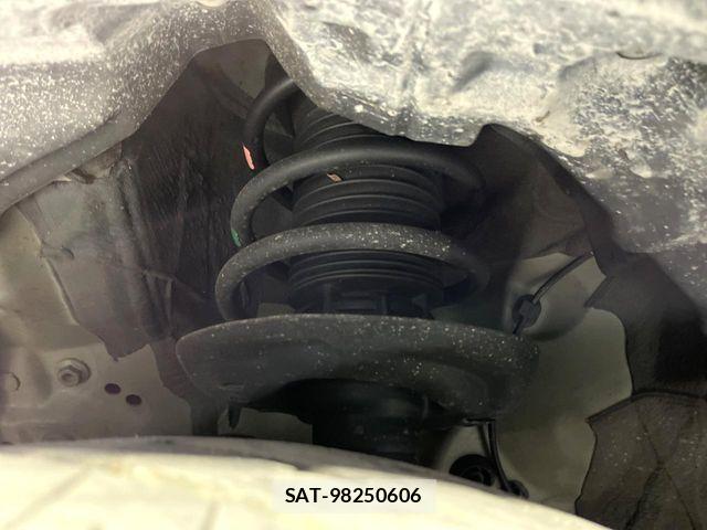 Toyota AQUA 2022-09 7213643-19