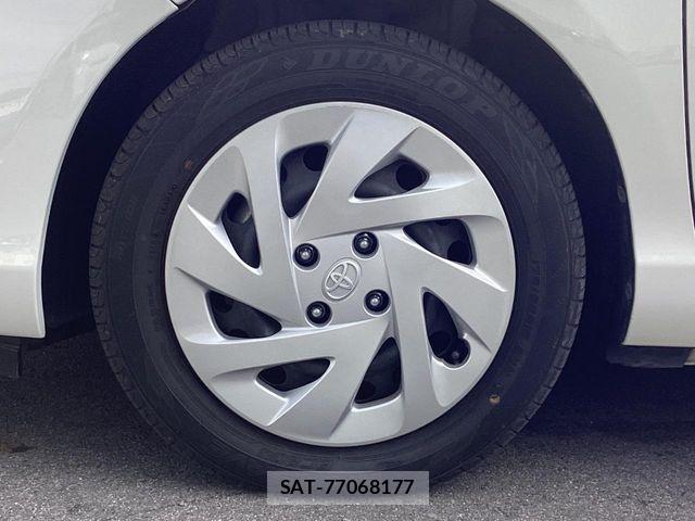 Toyota AQUA 2017-01 7214772-11