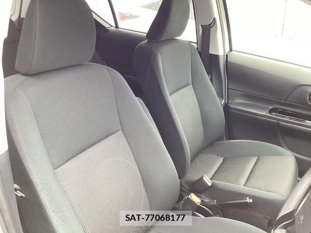 Toyota AQUA 2017-01 7214772-6