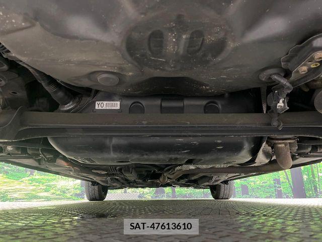 Toyota AQUA 2016-10 7214771-19