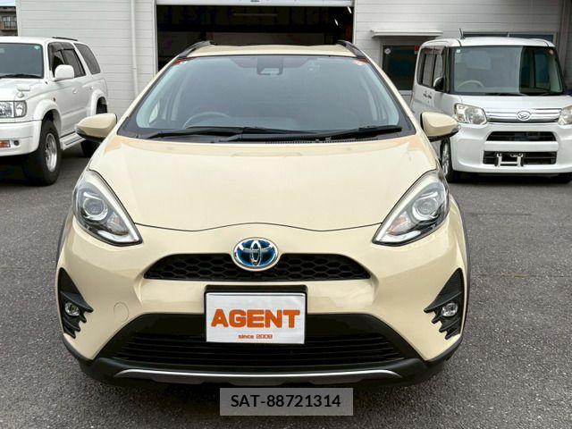 Toyota AQUA 2018-05 7214800-10