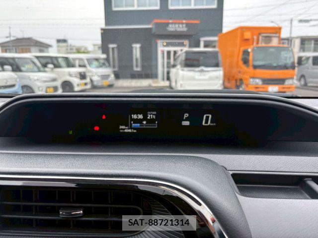 Toyota AQUA 2018-05 7214800-19